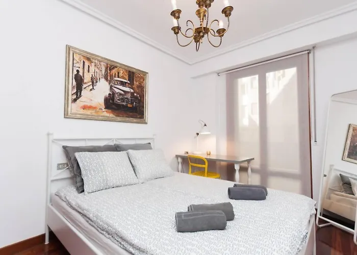 Apartamento Con Parking Privado Cerca De Zurriola